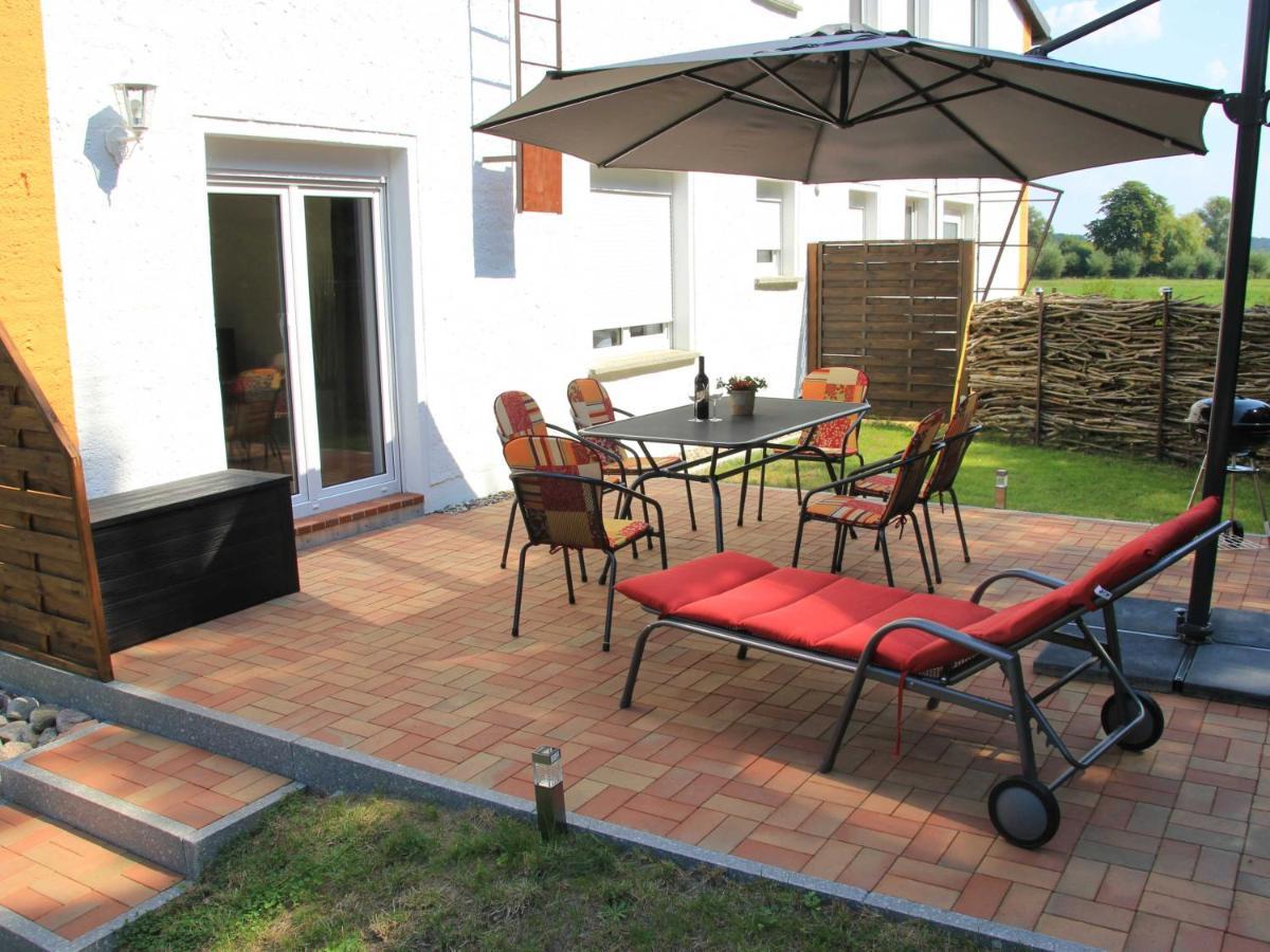 Ferienwohnung Am Alten Gutshaus Nossentiner Huette 外观 照片